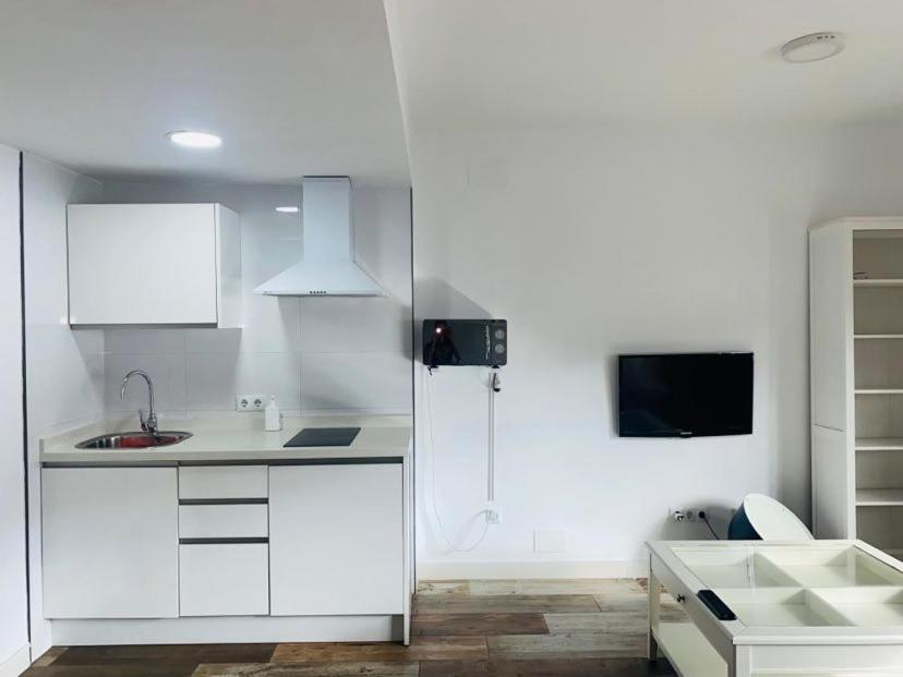 Lovely Triana Flat With Roof Terrace เซบีญา ภายนอก รูปภาพ