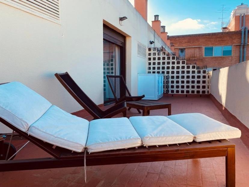 Lovely Triana Flat With Roof Terrace เซบีญา ภายนอก รูปภาพ